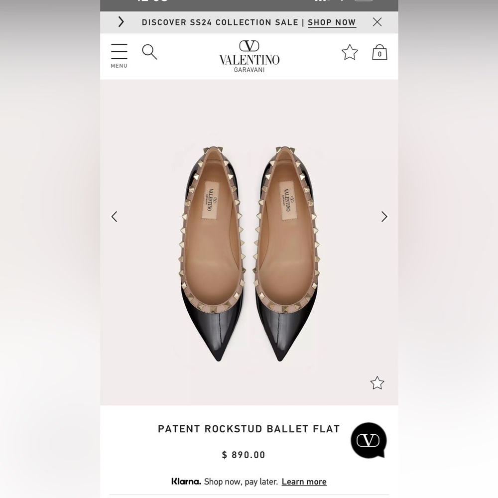 Like new! Valentino Garavani studded flats